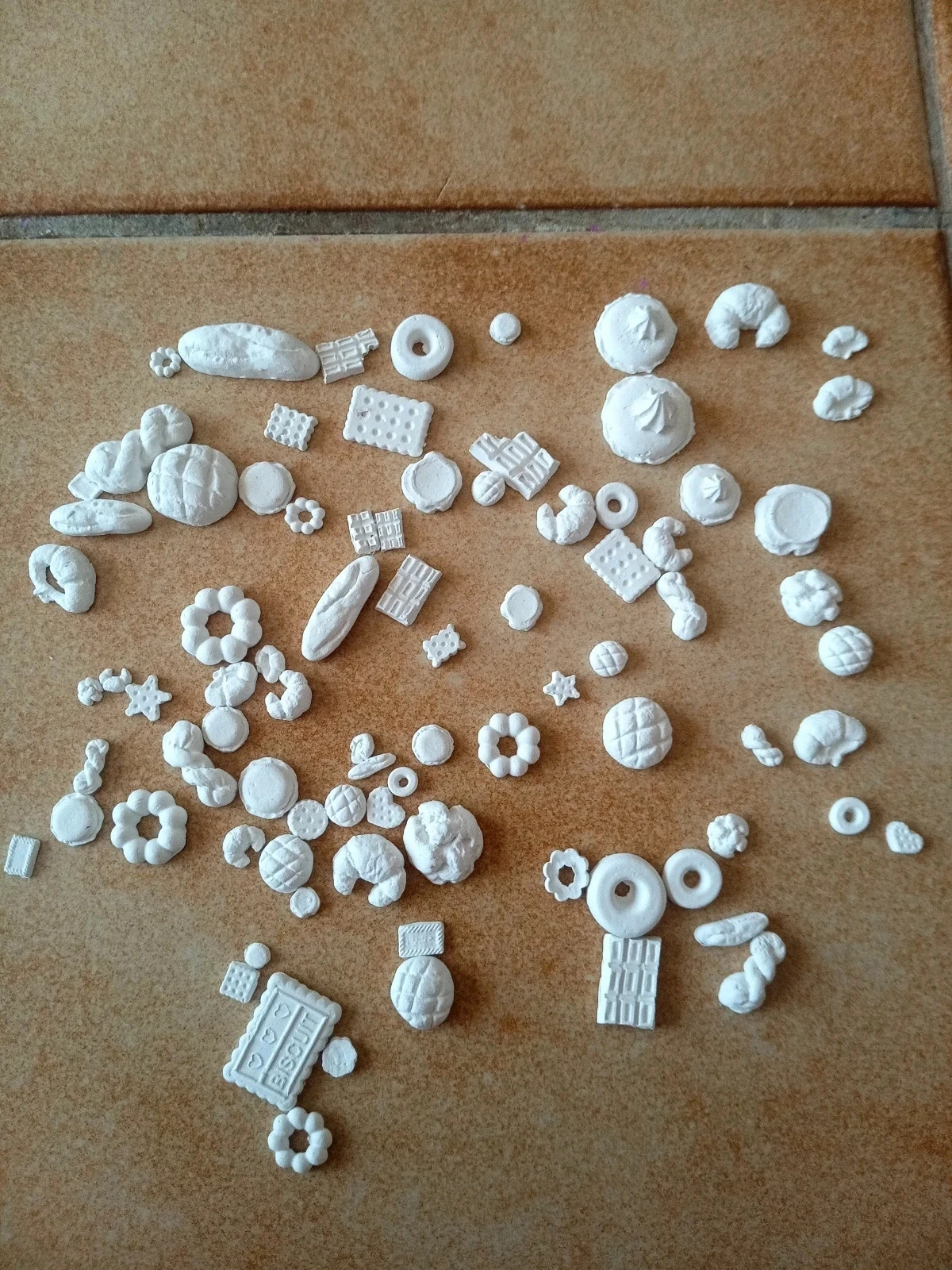 lot de miniatures blanches à peindre / Loisirs créatifs – Boulangerie & Pâtisserie